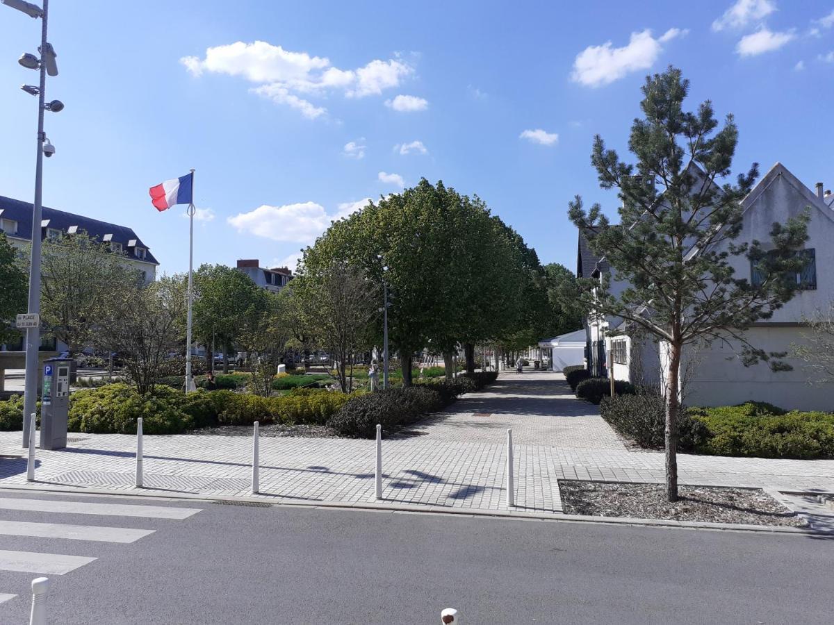 Studio Centre - Tout Confort - Tout A Pied La Baule Εξωτερικό φωτογραφία